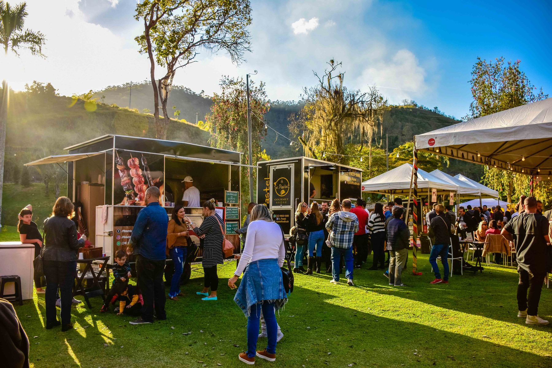 Public dans un festival gastronomique